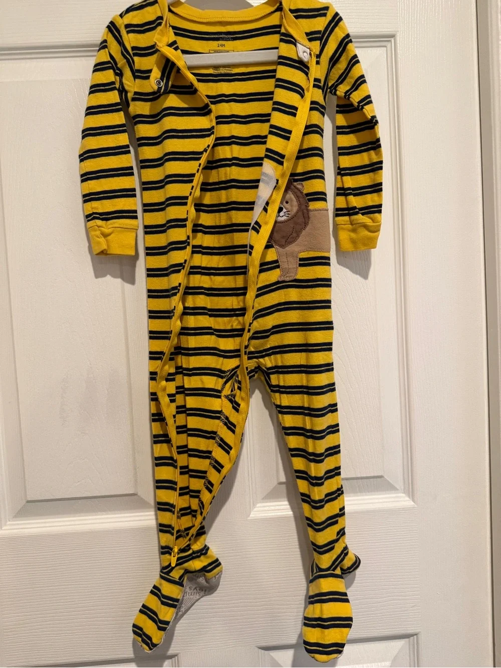 Lot of 4 Carter’s Toddler Boys Footed Pajama Bundle 24M 2T Crab Dino Lion Bear